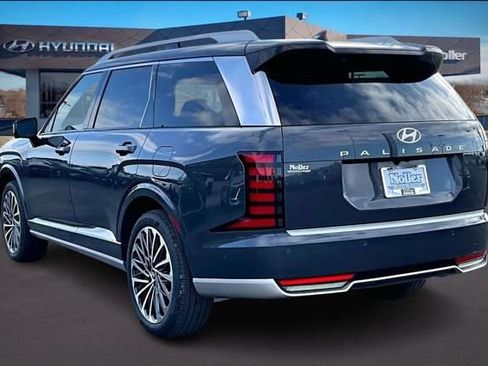 New 2026 Hyundai Palisade Calligraphy FWD image 3