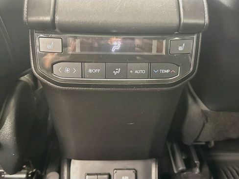 Used 2022 Toyota Highlander Platinum AWD/4WD image 26