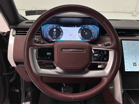 Used 2024 Land Rover Range Rover Long Wheelbase Autobiography image 24