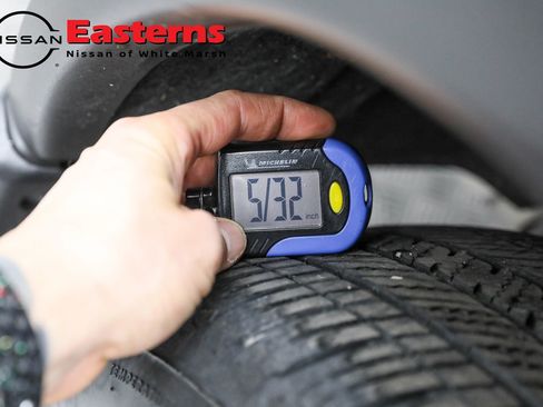 Used 2023 Nissan Rogue SL image 56