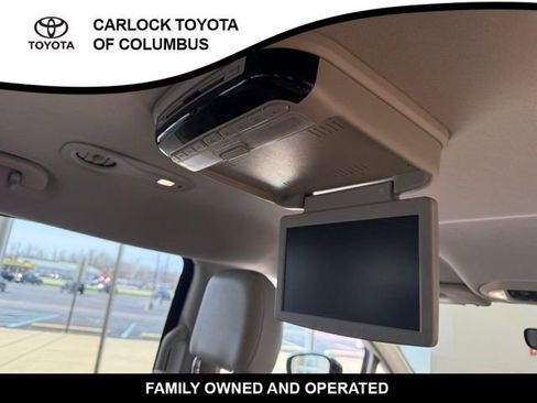 Used 2017 Chrysler Pacifica Touring-L image 19