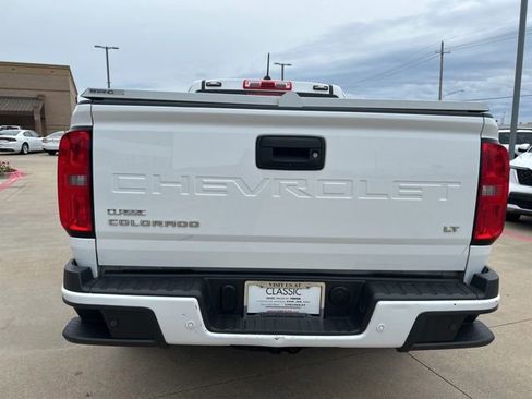 Used 2022 Chevrolet Colorado LT w/ Fleet Safety Package RWD image 7