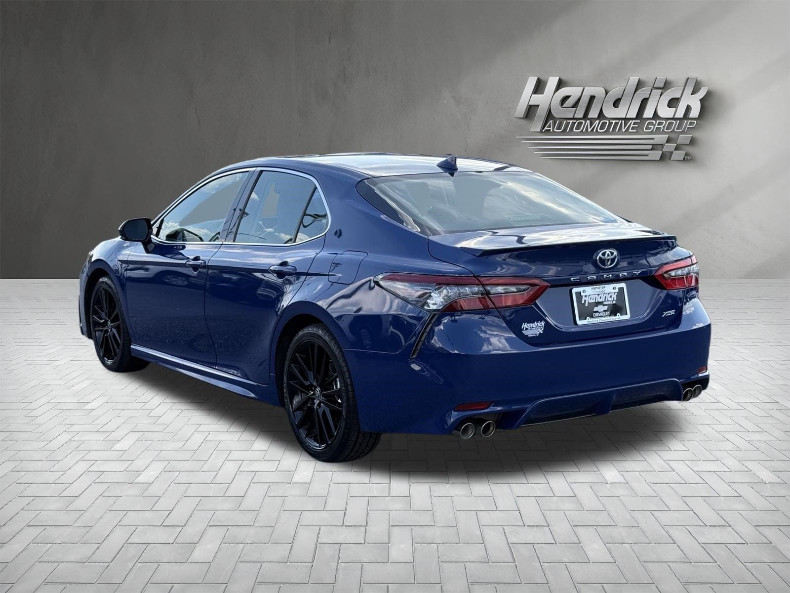 Used 2023 Toyota Camry XSE FWD image 8