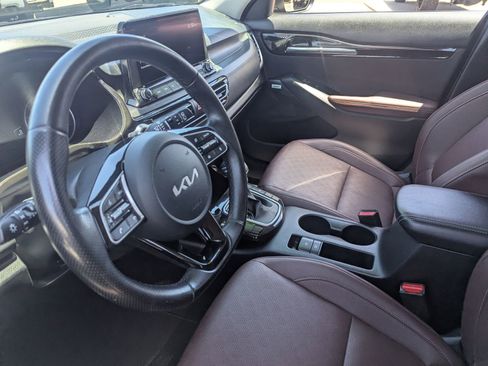 Used 2022 Kia Seltos SX w/ Sunroof Package AWD/4WD image 16
