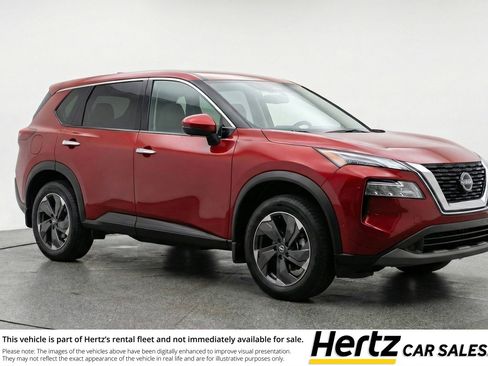 Used 2025 Nissan Rogue SV AWD/4WD image 1