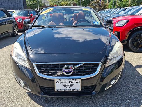 Used 2013 Volvo C70 T5 FWD image 2
