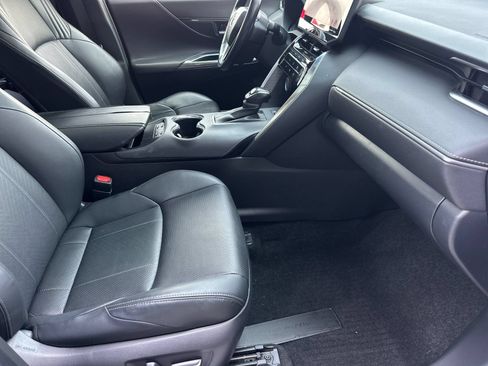 Used 2021 Toyota Venza Limited w/ Advanced Technology Package AWD/4WD image 15