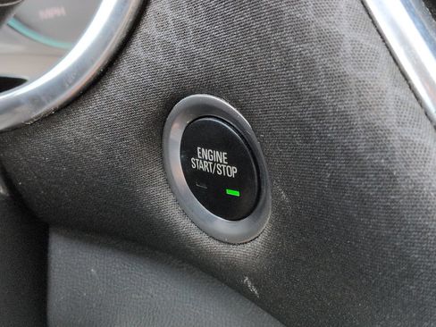 Used 2020 Chevrolet Malibu LT FWD image 30