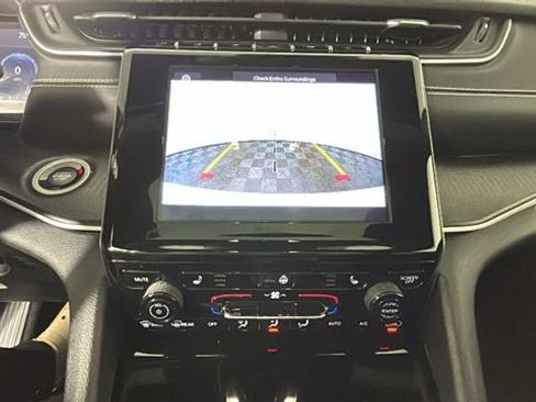 Used 2023 Jeep Grand Cherokee L Laredo AWD/4WD image 24