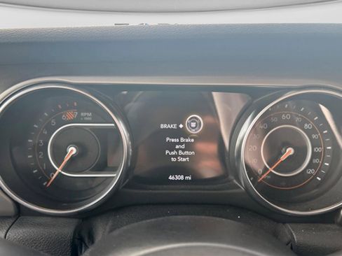 Used 2020 Jeep Wrangler Sport image 13