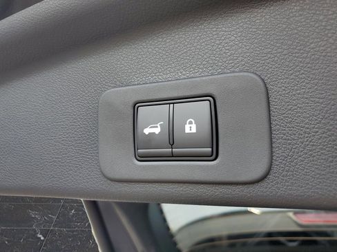 New 2025 Nissan Murano SV image 14