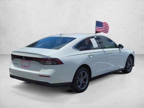 Used 2023 Honda Accord EX image 5