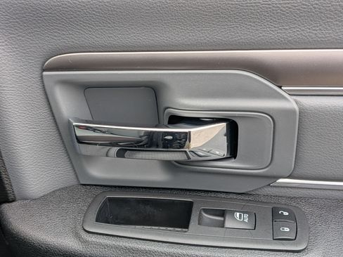 Used 2024 RAM 1500 Classic SLT image 33