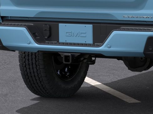 New 2026 GMC Canyon Denali AWD/4WD image 14