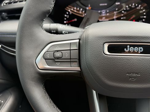 New 2025 Jeep Compass Limited w/ Sun & Sound Group image 21