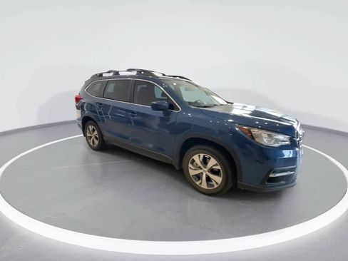 Used 2022 Subaru Ascent Premium w/ Convenience Package AWD/4WD image 2