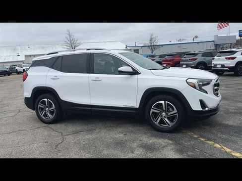 Certified 2021 GMC Terrain SLT FWD image 24
