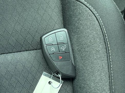 Used 2023 GMC Sierra 1500 Elevation image 33