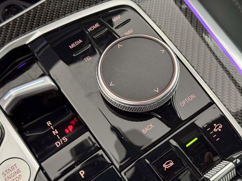 Used 2025 BMW X5 xDrive40i w/ Parking Assistance Package image 30