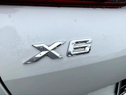 Used 2023 BMW X6 xDrive40i w/ Executive Package image 30