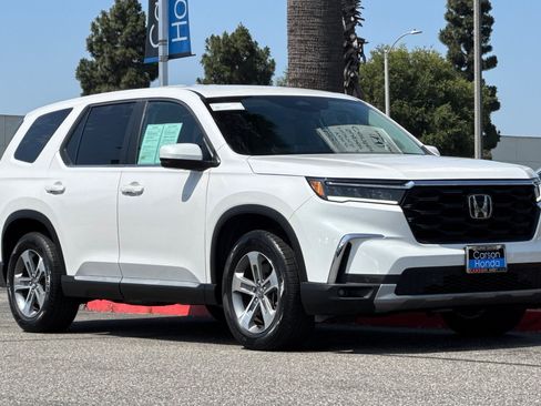 Certified 2024 Honda Pilot EX-L image 7