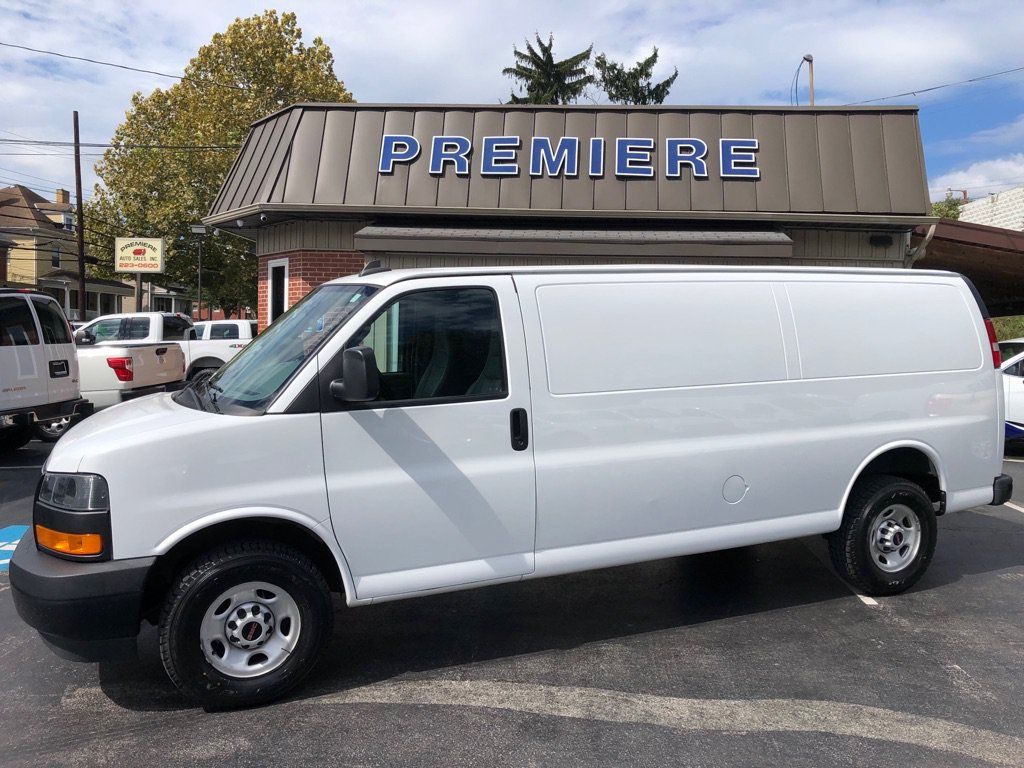 Used 2023 GMC Savana 2500 Extended w/ Driver Convenience Package RWD image 2