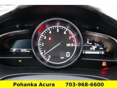 Used 2018 MAZDA MAZDA3 Grand Touring w/ Premium Equipment Package image 9