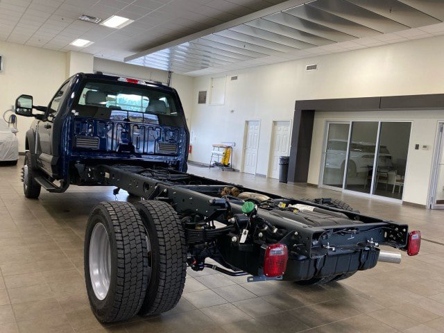 New 2024 Ford F550 4x4 Regular Cab Super Duty image 5