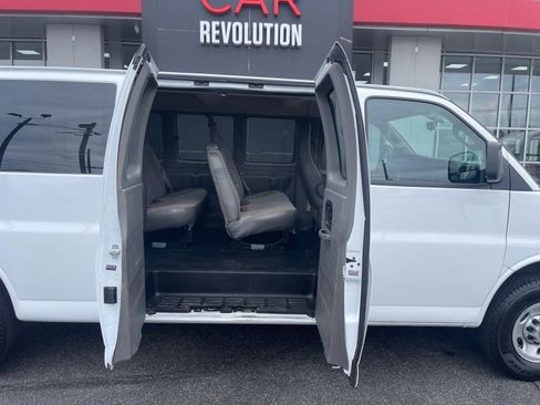 Used 2023 Chevrolet Express 3500 LS image 35