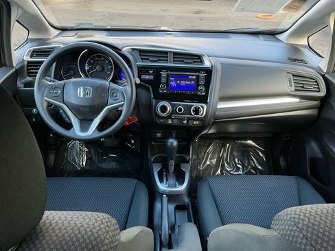 Used 2018 Honda Fit LX image 18