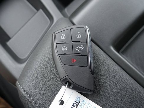 New 2026 Chevrolet Silverado 1500 Custom Trail Boss w/ Dark Appearance Package image 18