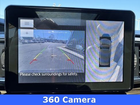 Used 2022 Ford Explorer Limited w/ Equipment Group 301A image 20