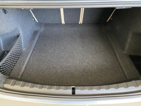 Used 2025 BMW 330i xDrive Sedan w/ Convenience Package image 31