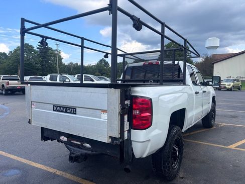 Used 2017 Chevrolet Silverado 2500 W/T w/ WT Convenience Package AWD/4WD image 6