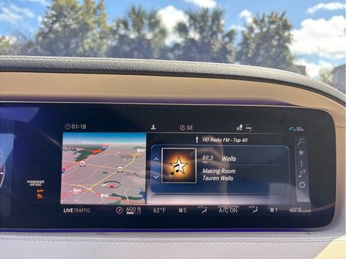 Used 2020 Mercedes-Benz S 560 Sedan image 31