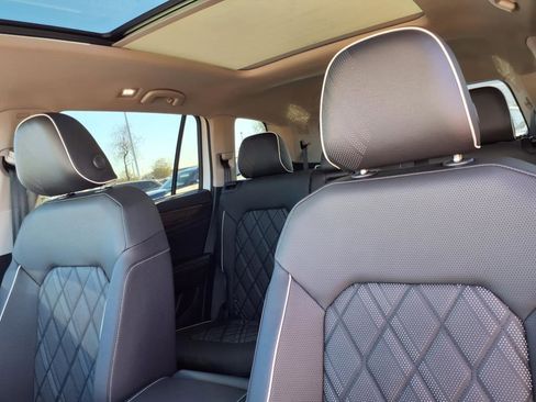 New 2025 Volkswagen Atlas SEL Premium R-Line image 11