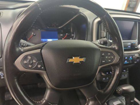 Used 2019 Chevrolet Colorado Z71 AWD/4WD image 14