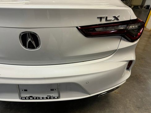 Certified 2025 Acura TLX w/ Technology Package image 25