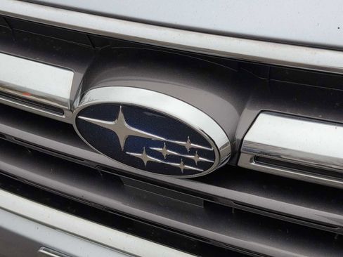 Used 2018 Subaru Outback 2.5i Limited image 12