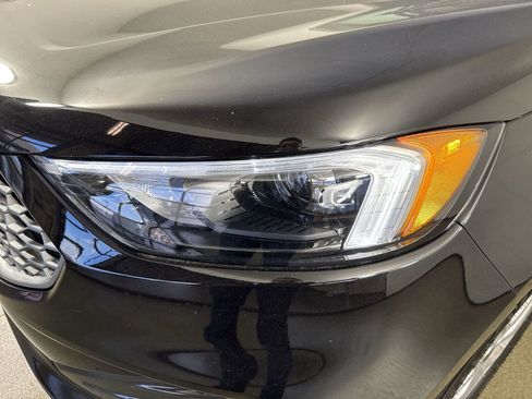 Used 2023 Ford Edge SEL image 26