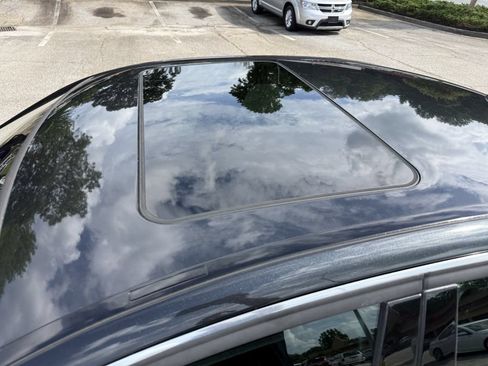 Used 2013 Mercedes-Benz C 300 4MATIC Sedan image 11