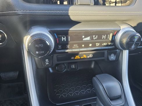 Certified 2024 Toyota RAV4 XLE image 25