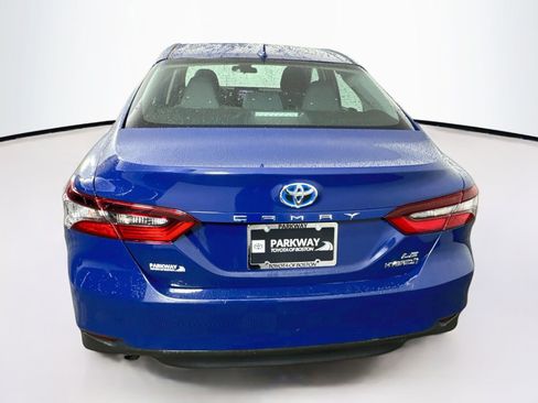 Used 2023 Toyota Camry LE FWD image 6