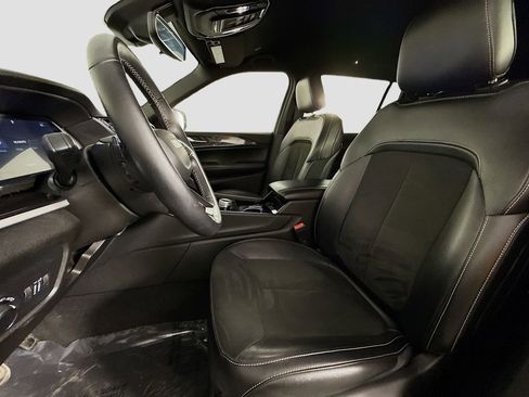 Used 2021 Jeep Grand Cherokee L Altitude image 10