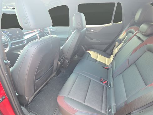 Used 2025 Chevrolet Equinox RS w/ Convenience Package III AWD/4WD image 11
