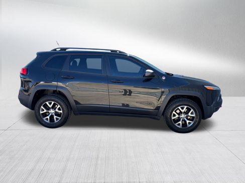 Used 2015 Jeep Cherokee Trailhawk w/ Comfort/Convenience Group image 5