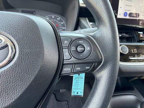 Used 2023 Toyota Corolla LE w/ Carpet Mat Package (TMS) FWD image 17