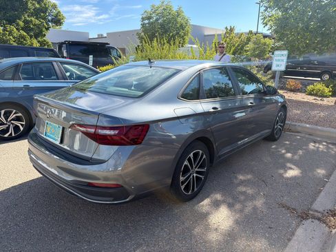 Used 2023 Volkswagen Jetta Sport FWD image 13