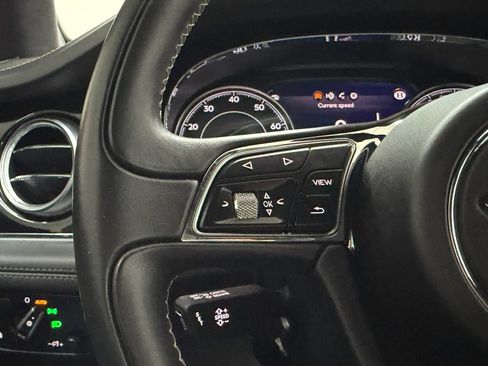 Used 2019 Bentley Bentayga AWD/4WD image 69