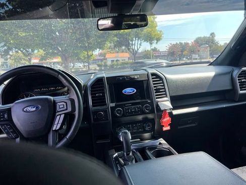 Used 2019 Ford F150 XLT w/ Equipment Group 302A Luxury AWD/4WD image 8